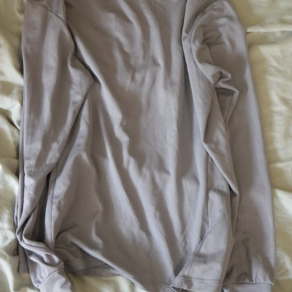 B.O.A. Mens Size Large Grey Running Long Sleeve Shirt